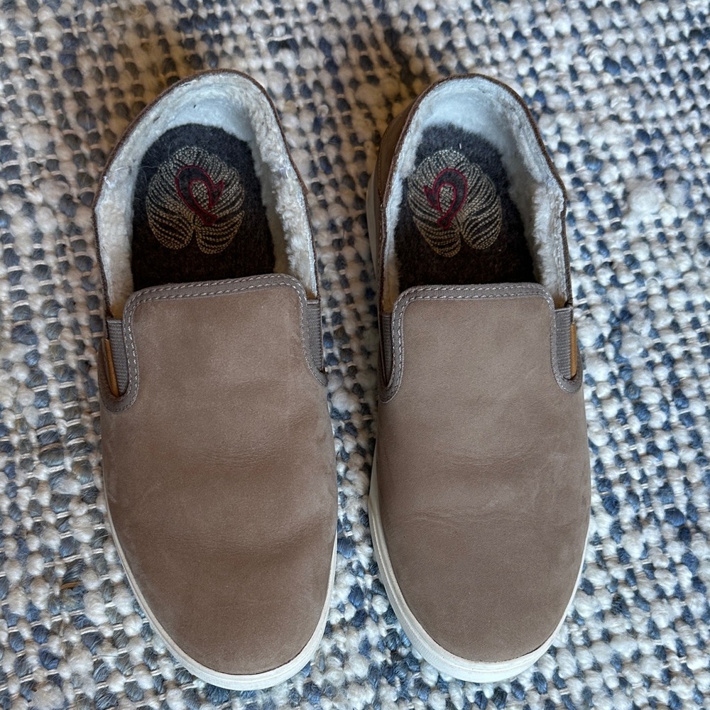 Olukai Pehuea Heu Women's size 8 (EU 38) Taupe-Grey Slip-On Loafers